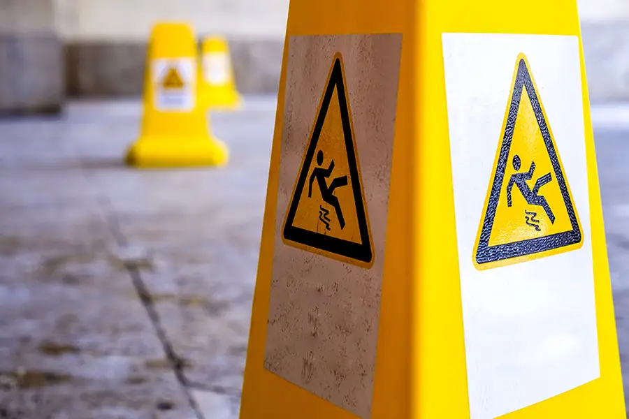 Slips, Trips and Falls Training - Health and Safety Course Online by Ireland Safety Training
